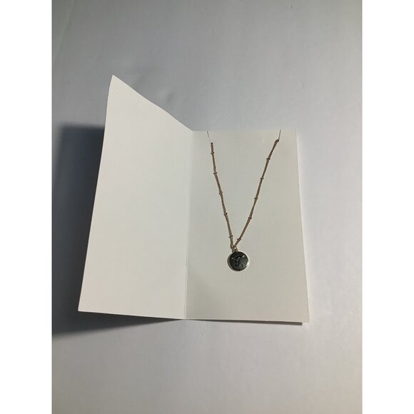 Concise Royal Disc "T" Initial Pendant Necklace Gold ToneLobster Clasp - Picture 2 of 7